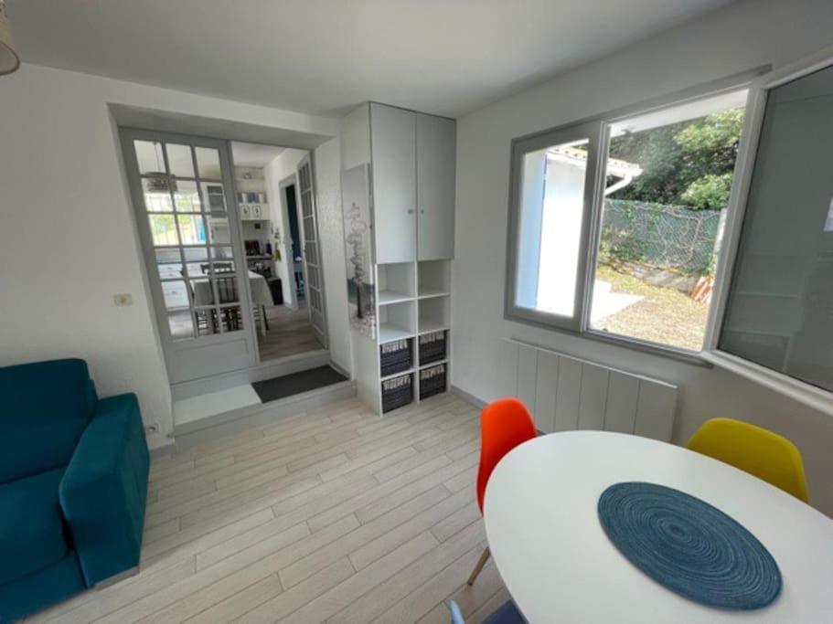 Adorable petite maison à 400m de la mer Villa Saint-Georges-de-Didonne Esterno foto