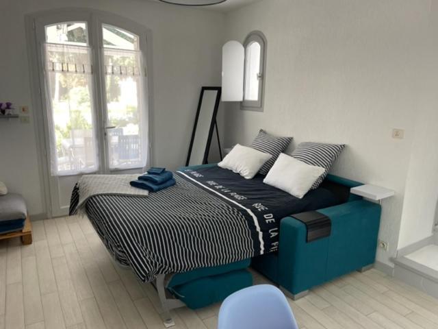Adorable petite maison à 400m de la mer Villa Saint-Georges-de-Didonne Esterno foto
